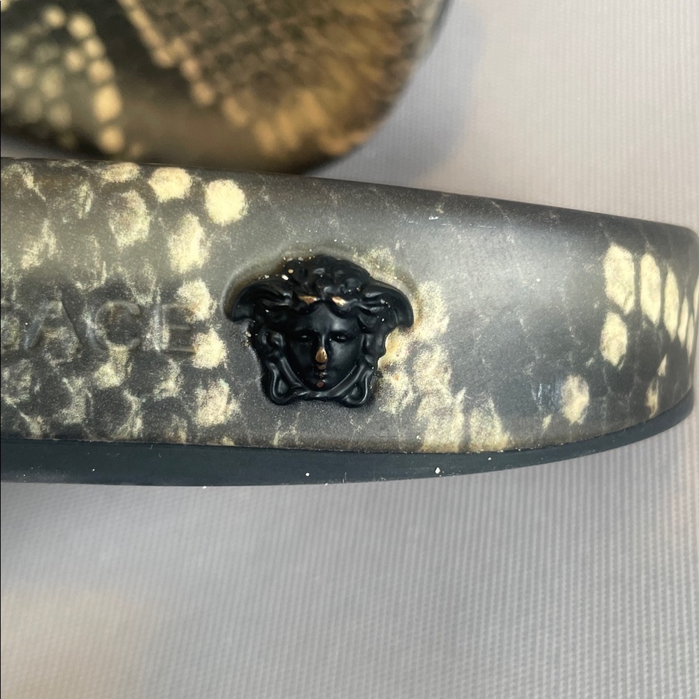 Versace Snake Print Slides 🔥Sandals • Made In Italy • Size 7 - Picture 9 of 16
